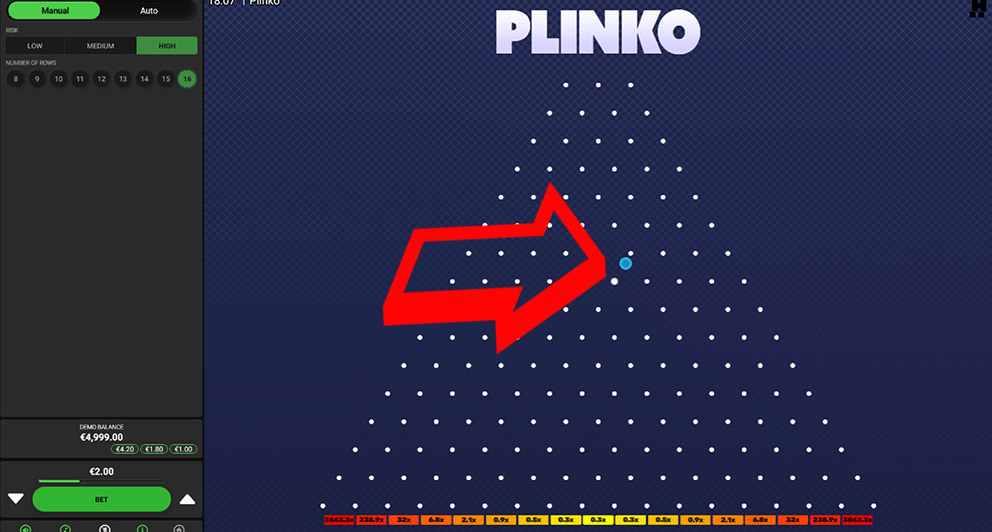 Jugando con una única bolita al juego crash Plinko Dare2win