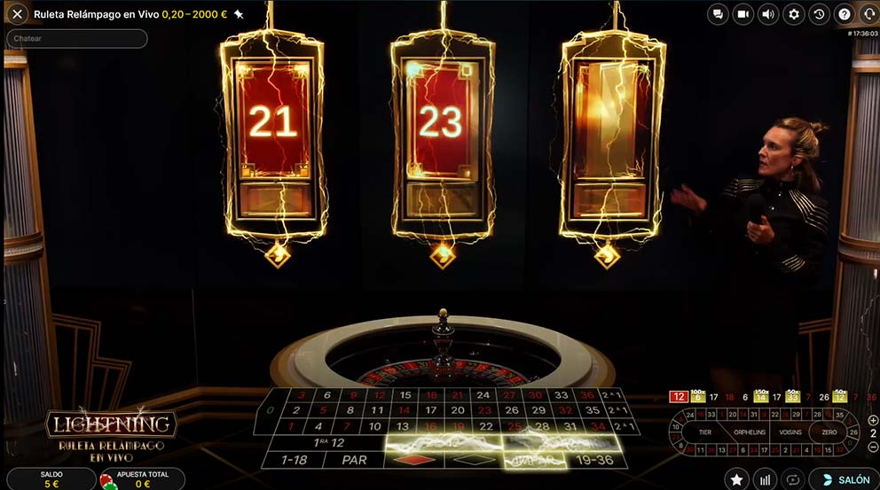 Tres multiplicadores se aplican a diferentes números antes de que gire la bola en la Ruleta Lightning en vivo